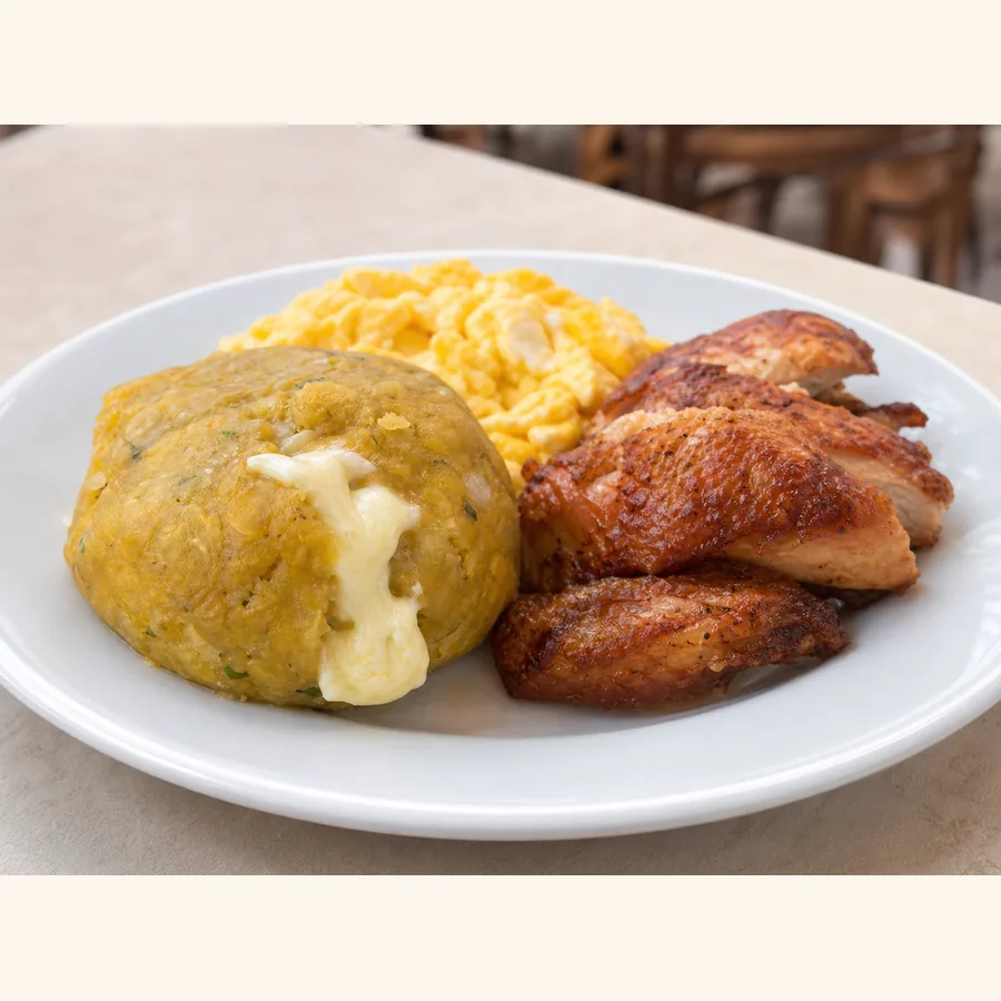 Foto de Bolón con queso, huevos y pollo